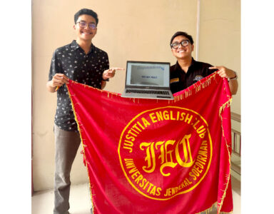 Kalahkan Malaysia dan Filipina, Mahasiswa FH UNSOED Juara Lomba Debat Internasional