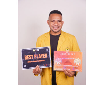 Outstanding Student: Yulian Gopal Singpanki, an Inspiring Young Man