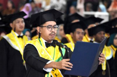 Janji alumni hari pertama