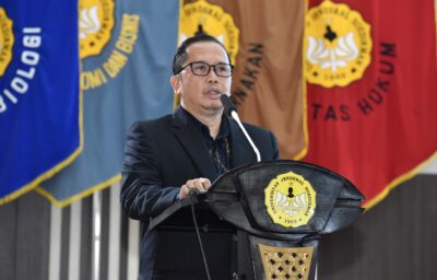 Sambutan perwakilan keluarga alumni