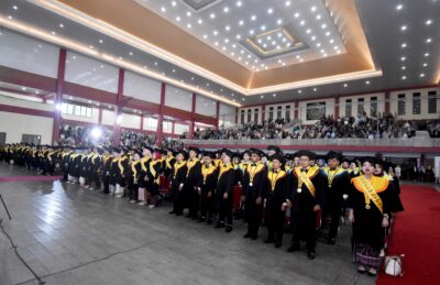 Wisudawan hari ke dua